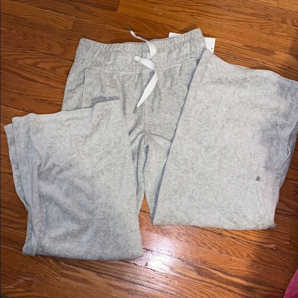 Lululemon pants
